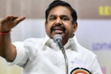 வேட்பாளர் பட்டியலை வெளியிட்டது அதிமுக