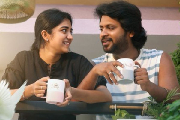 2 நாட்களில் ஆண்பாவம் பொல்லாதது படம் செய்துள்ள வசூல்.. எவ்வளவு தெரியுமா | Aan Paavam Pollathathu Movie 2 Days Box Office