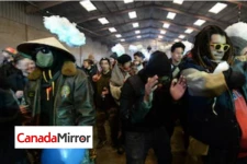 பிரான்ஸில் கொரோனா விதிகளை மீறி ஒன்றுகூடி புத்தாண்டு கொண்டாடிய 2,500 பேர்!