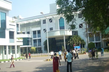 திருச்சி பிஷப் ஹீப்பர் கல்லுாரி தமிழ்த்துறை தலைவர் மீது மாணவிகள் பாலியல் புகார்!