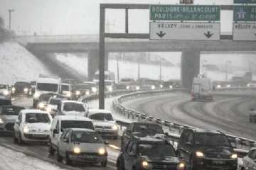 பிரான்ஸில்    திடீர் போக்குவரத்து நெரிசல்!