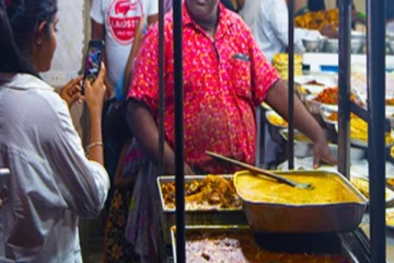 வெளிநாட்டு சுற்றுலாப் பயணிகளை ஏமாற்றும் உணவங்களை குறிவைக்கும் அதிகாரிகள்!