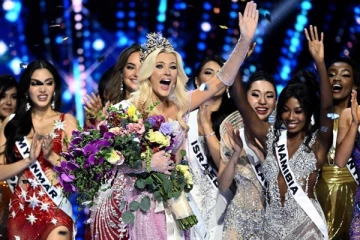 இந்த ஆண்டின் பிரபஞ்ச அழகி பட்டத்தை வென்ற டென்மார்க் யுவதி !