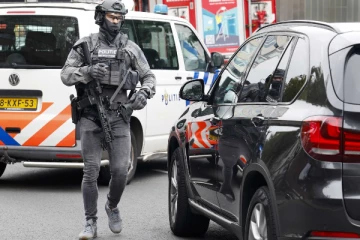 ரோட்டர்டாம் பல்கலைக்கழக மருத்துவமனையில் துப்பாக்கிச் சூடு நடத்திய மர்ம நபர்: 2 பேர் பலி, பொலிஸார் அதிரடி