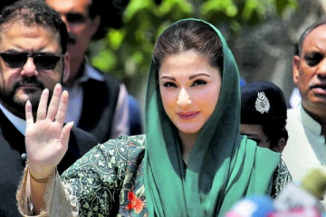 பாகிஸ்தானின் முதல் பெண் முதலமைச்சரான மரியம் நவாஸ் ஷெரீப்!