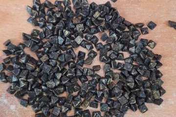 கறுப்பு தங்கத்துடன் சிக்கிய ஒருவர் அதிரடி கைது!
