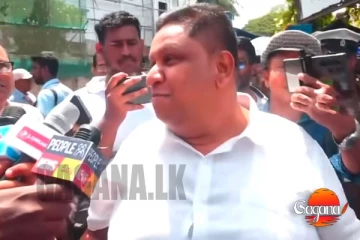 බල්ලොත් එක්ක බුදිය ගත්තොත් බලු මැක්කොත් එක්කයි ඇහැරෙන්න වෙන්නේ - සුදාත් අන්න ඒ වගේ