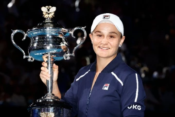 ஆஸ்திரேலிய ஓபனில் சாம்பியன் பட்டம் வென்ற கிரிக்கெட் வீராங்கனை - குவியும் வாழ்த்து