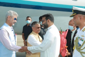 අද මෙරටට පැමිණි විශේෂ කෙනා..