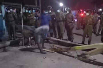 யாழில் பெருமளவான அதிரடிப் படையினர் குவிப்பு! - போராட்டகாரர்களை அப்புறப்படுத்த நடவடிக்கை (PHOTO)