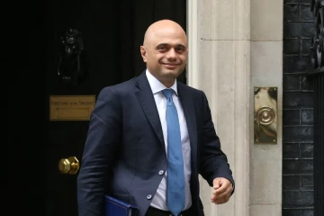 பிரித்தானிய மக்களுக்கு மகிழ்ச்சியான தகவலை வெளியிட்ட  சுகாதார செயலாளர்