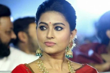 முதல் முறையாக பிரபல இயக்குனருடன் ஜோடி சேரும் நடிகை சினேகா.. யாருடன் தெரியுமா