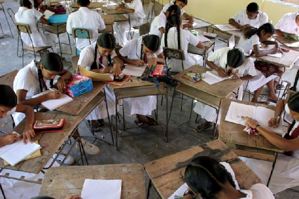 மூன்றாம் தவணை கல்வி நடவடிக்கைகள் நாளை ஆரம்பம் | Third Term School Start Tomorrow