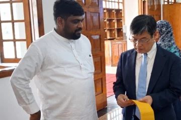 அனோஜன் விவகாரம்! ஜப்பான் தூதுவரிடம் யாழ். மாநகரசபை உறுப்பினர் மனு கையளிப்பு
