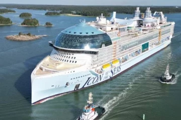 உலகின் மிகப் பெரிய கப்பல் இலங்கை நோக்கி விஜயம்