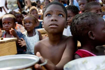 පීඩා රැසකට මැදි වූ සුඩාන වැසියන්..