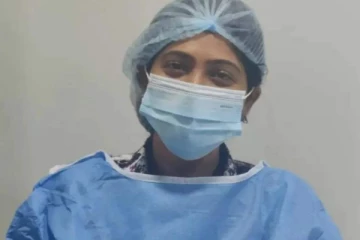 ஜூலிக்கு நடந்த அறுவை சிகிச்சை....பதறி துடித்த ரசிகர்கள்! மருத்துவமனையில் இருந்து வெளியான புகைப்படம்