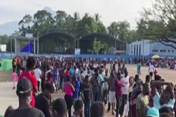 அமெரிக்காவில் குவியும் அகதிகள்...என்ன காரணம்?