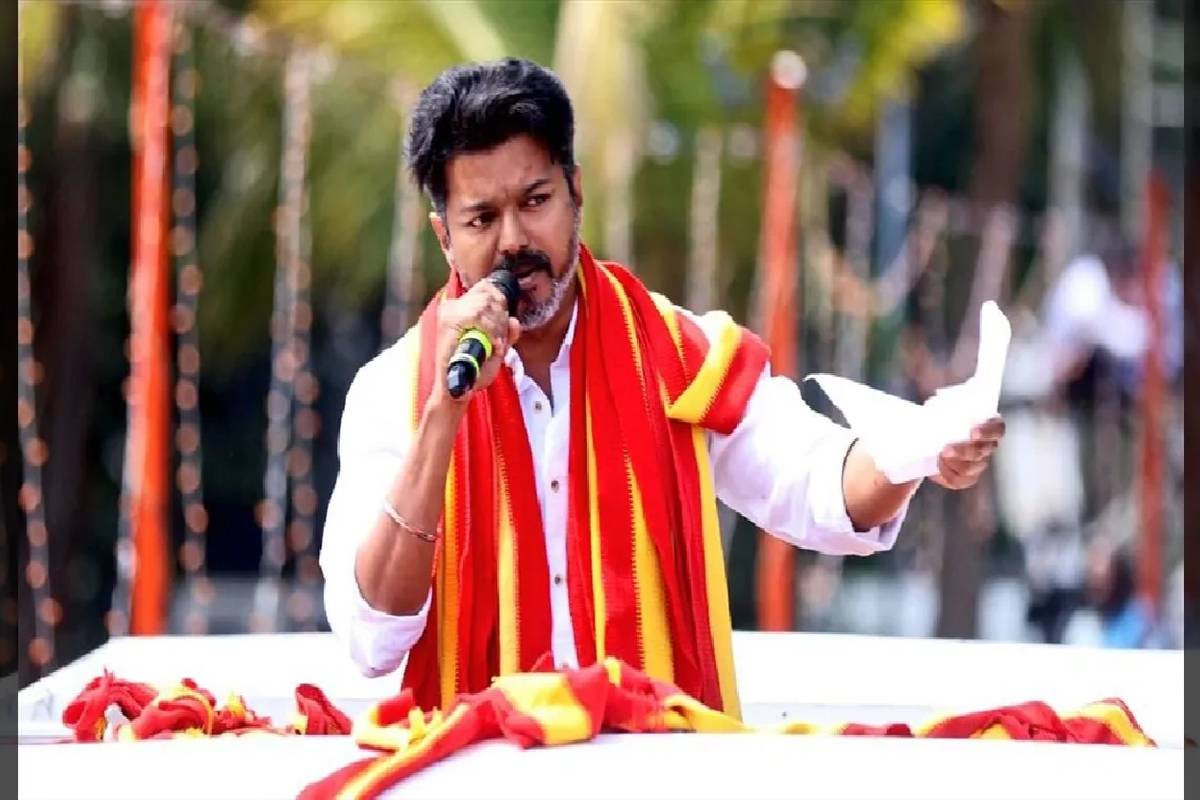 வெற்றியின் ரகசியம்! விஜயின் தவெக ஏன் சிவப்பு - மஞ்சள் நிறத்தை தெரிவு செய்தது? | How Red And Yellow Makes Things Feel Exciting
