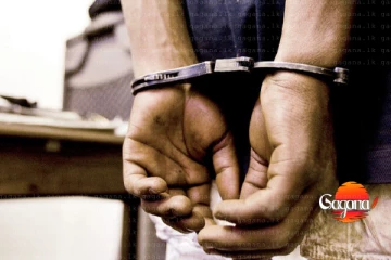 ලක්ෂ දෙකක දුම්වැටි සමග උප පොලිස් පරීක්ෂකවරයා මාට්ටු