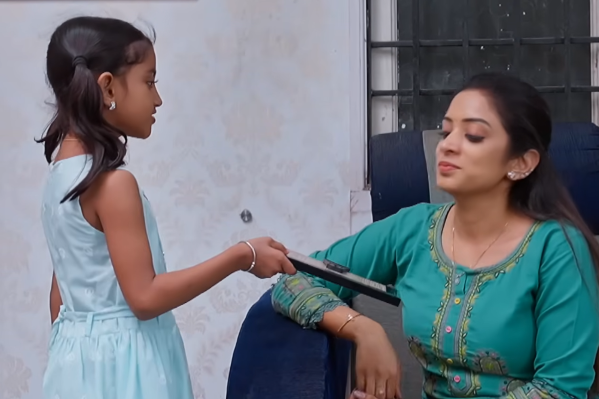 எதிர்நீச்சல் சீரியலின் புதிய வில்லன் ராவணன் ஆதிமுத்துவின் மனைவி யார் தெரியுமா? ஷாக் கொடுத்த புரோமோ | Ravanan Adhimuthu Wife In Ethirneechal Serial