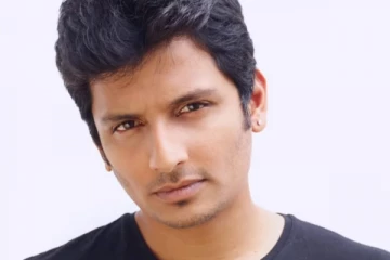 தமிழ் சினிமாவின் பிரபல நடிகர் ஜீவாவின் மனைவியை பார்த்துள்ளீர்களா! சிறுவயதில் இருந்தே நண்பர்களா?