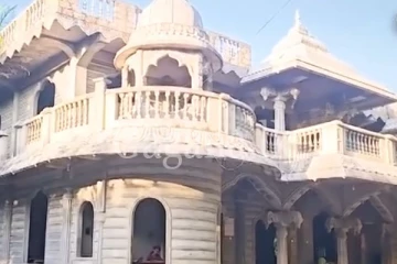 සමුගෙන ගිය පියා වෙනුවෙන් ටජ්මහලක් හැදූ යාපනේ කන්දසාමි. - (VIDEO)