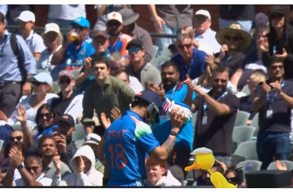 kohli consecutive ducsk odi retirement