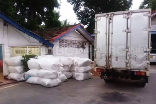 ஒரே நாளில் பிடிபட்ட ஐநூறு கிலோவுக்கும் மேற்பட்ட போதைப்பொருட்கள் | Over Two Hundred Grams Of Drugs Recovered