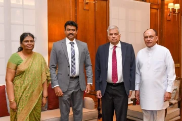 வடக்கு - கிழக்கு ஆளுநர்களாக தமிழர் உட்பட 3 புதிய ஆளுநர்கள் ஜனாதிபதி முன்னிலையில் பதவிப் பிரமாணம் (Video)