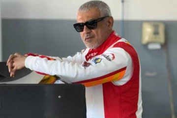 அஜித்குமாரின் புதிய Mercedes-AMG GT3 ரேஸிங் கார்... விலை எவ்வளவு தெரியுமா?