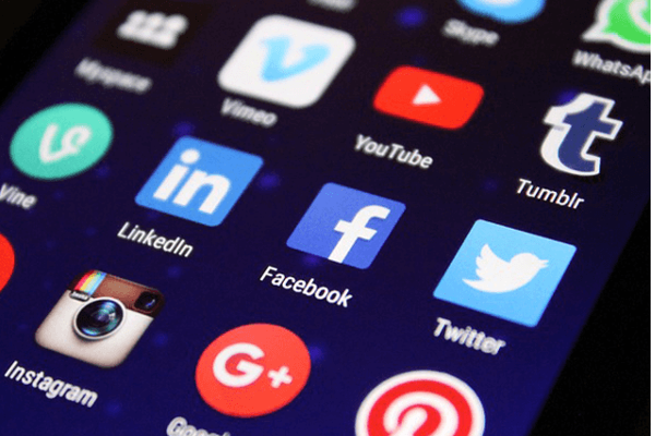 சமூக ஊடகங்களுக்கான ஒழுக்கக் கோவையை உருவாக்க முன்மொழிவு - ஐபிசி தமிழ்