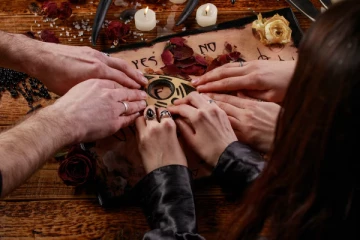 பள்ளியில் கேம் விளையாடிய 11 மாணவர்கள் மயக்கம்; பரபரப்பை ஏற்படுத்திய சம்பவம்!