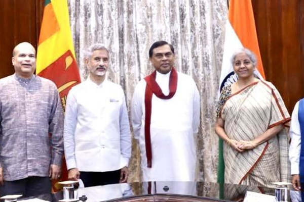 அடகு வைக்கப்பட்ட வடக்குக் கிழக்குத் தாயகப் பிரதேசங்கள்! இலங்கைக்கு இந்தியா நிதியுதவி வழங்கியதன் பின்னணி என்ன? - ஐபிசி தமிழ்