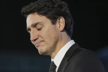 எதிர்ப்புக்கு மத்தியில் அமைச்சரவையில் மாற்றங்கள் செய்ய கனடா பிரதமர் ட்ரூடோ திட்டம்