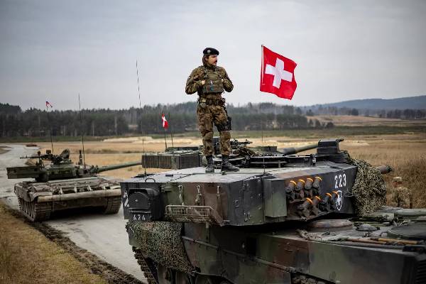 போர் என்றால் சுவிட்சர்லாந்தால் அது முடியாது: இராணுவத் தளபதி கடும் எச்சரிக்கை | Switzerland Cant Defend Itself