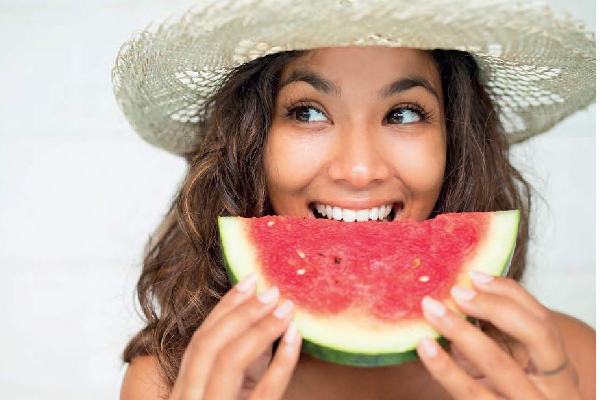 எச்சரிக்கை... இனி யாரும் பழம் சாப்பிட்ட பிறகு இந்த பிழையை செய்யாதீர்கள்! | Don T Drink Water After Consuming These Fruits