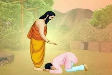 ஒருவர் காலில் விழுந்து ஆசிர்வாதம் வாங்குவதற்கு முன்பாக தெரிந்து கொள்ள வேண்டியவை