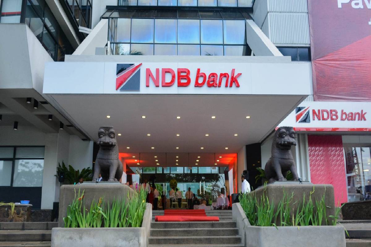 இலங்கையின் முக்கிய வங்கியில் 13.2 மில்லியன் மோசடி ; வாடிக்கையாளர்களுக்கு அவசர அறிவுறுத்தல் | 13 2 Million Fraud Sri Lanka Main Bank Urgent இலங்கையின் முக்கிய வங்கியில் 13.2 மில்லியன் மோசடி ; வாடிக்கையாளர்களுக்கு அவசர அறிவுறுத்தல் | 13 2 Million Fraud Sri Lanka Main Bank Urgent