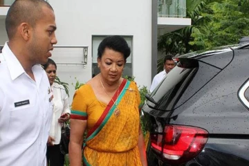 முன்கூட்டியே நிர்ணயிக்கப்பட்ட பயணத் திகதி! ஷிரந்தியின் வெளிநாட்டுப் பயணம் குறித்து விளக்கம்..