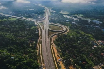 வெளியானது கண்டி – கொழும்பு அதிவேக நெடுஞ்சாலையின் ரம்மியமான புகைப்படங்கள்!