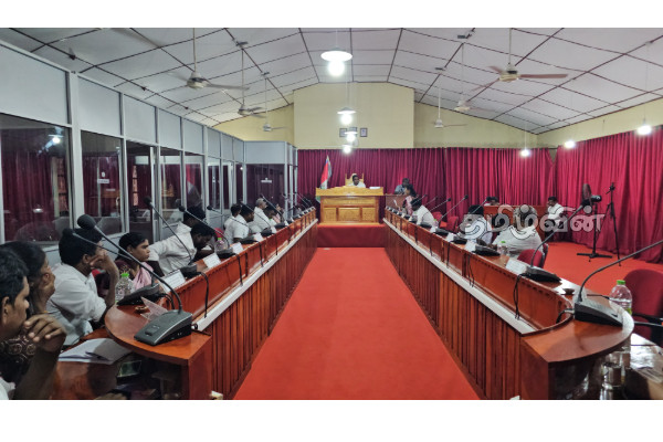 நுண் கடன் நிதி நிறுவனங்கள் தொடர்பில் வலிகாமம் பிரதேச சபையில் நிறைவேற்றப்பட்டுள்ள தீர்மானம் | Finance Institutions Approved By Pradeshiya Sabha