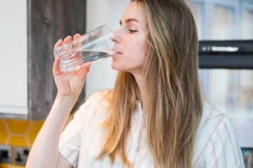 நடைபயிற்சியின் போது தண்ணீர் பருகலாமா? பலருக்கும் தெரியாத உண்மை