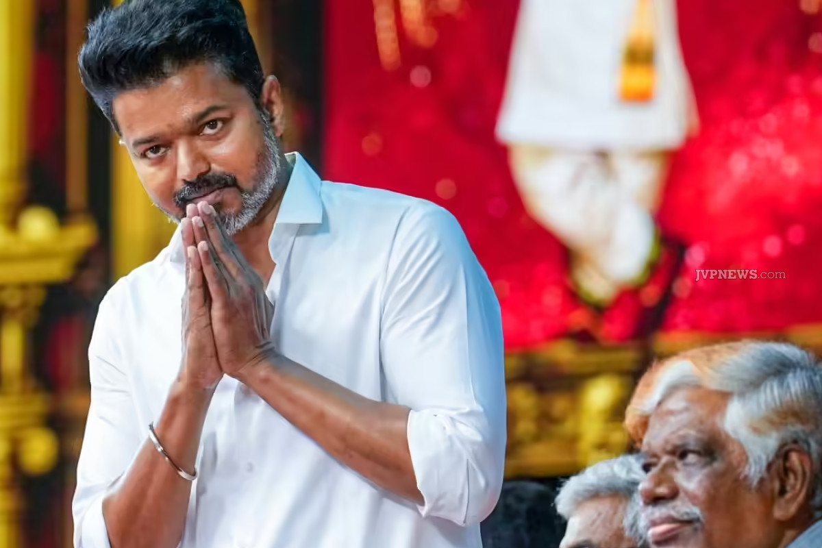 தவெகவுக்கு இரு கட்சிகள் ஆதரவு ; விஜய் விரைவில் அரியணை ஏறுவார் என எதிர்பார்ப்பு ! | Communist Party Of India Extends Support To Tvk