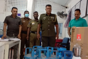 வவுனியாவில் மூன்று இளைஞர்கள் கைது(Photo)