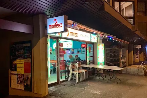 ஒட்டு மொத்தமாக காலியாக போகும் சூரிச் லிட்டில் சிறிலங்கா | Zurich S Little Sri Lanka Turns Fully Empty