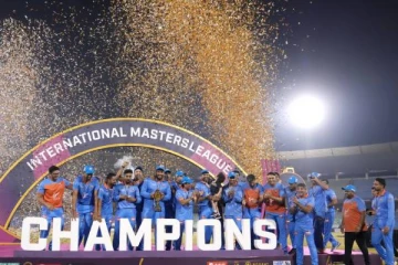 சச்சின் தலைமையில் முதல் மாஸ்டர்ஸ் லீக் கிண்ணத்தை வென்ற இந்திய அணி! நெகிழ்ச்சி பதிவு