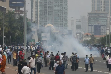 ஊடரங்குச் சட்டம் தொடர்பில் சற்று முன்னர் வெளியான அறிவிப்பு Photo)