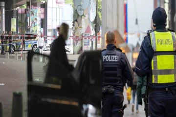 ஜேர்மனியில் மீண்டும் ஒரு கத்திக்குத்து தாக்குதல்: தாக்குதல்தாரி ஒரு புலம்பெயர்ந்தோர்?