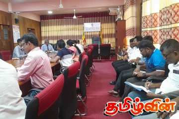 மன்னாரில் டிட்வா புயல் மற்றும் வெள்ளத்தால் பாதிக்கப்பட்ட வீதிகள் - பிமல் தலைமையில் கலந்துரையாடல்